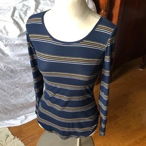 ♦️SOLD Rue 21 Women’s Long Sleeve Striped Top